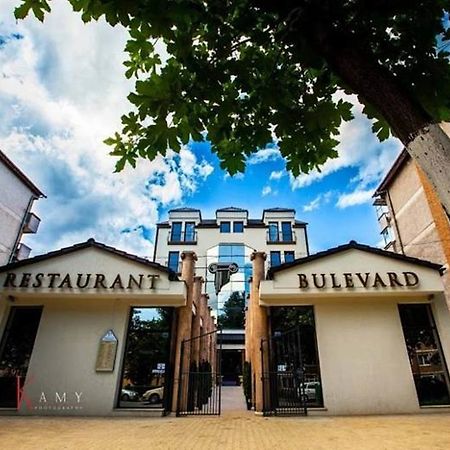 Hotel Bulevard Hunedoara Dış mekan fotoğraf