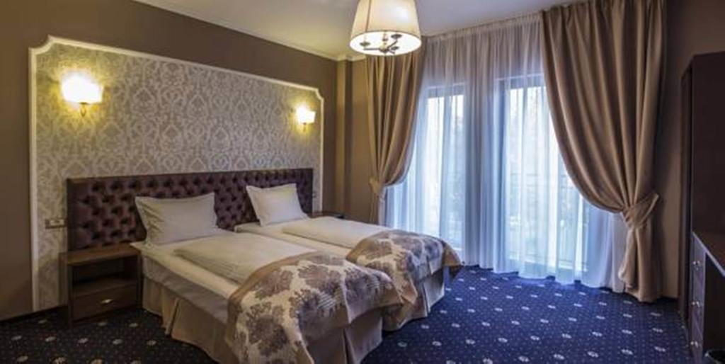 Hotel Bulevard Hunedoara Dış mekan fotoğraf