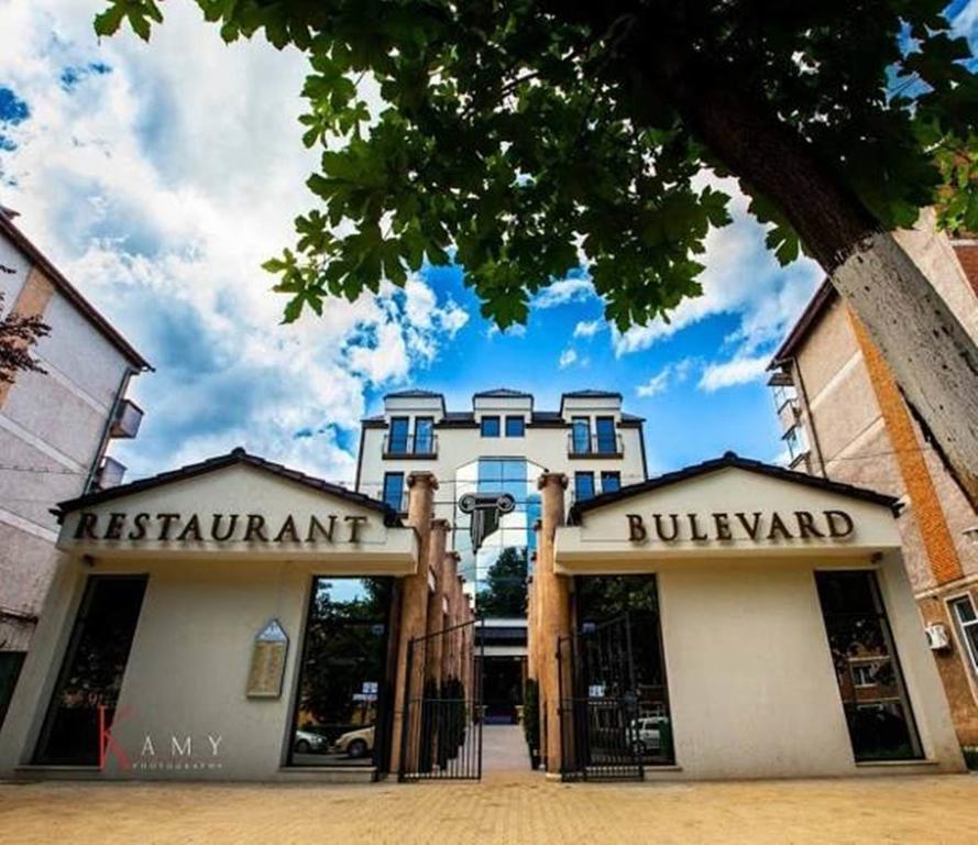 Hotel Bulevard Hunedoara Dış mekan fotoğraf